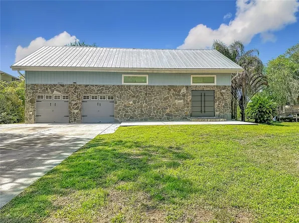 2445 Glenview Dr, Land O Lakes, FL 34639