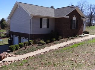 3319 Willis St, White Pine, TN 37890