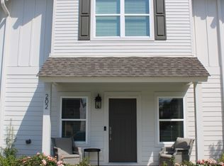 3260 Academy Dr #202, Opelika, AL 36801