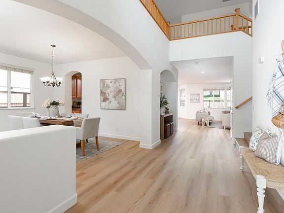 2nd image of 4120 Peninsula Point Dr