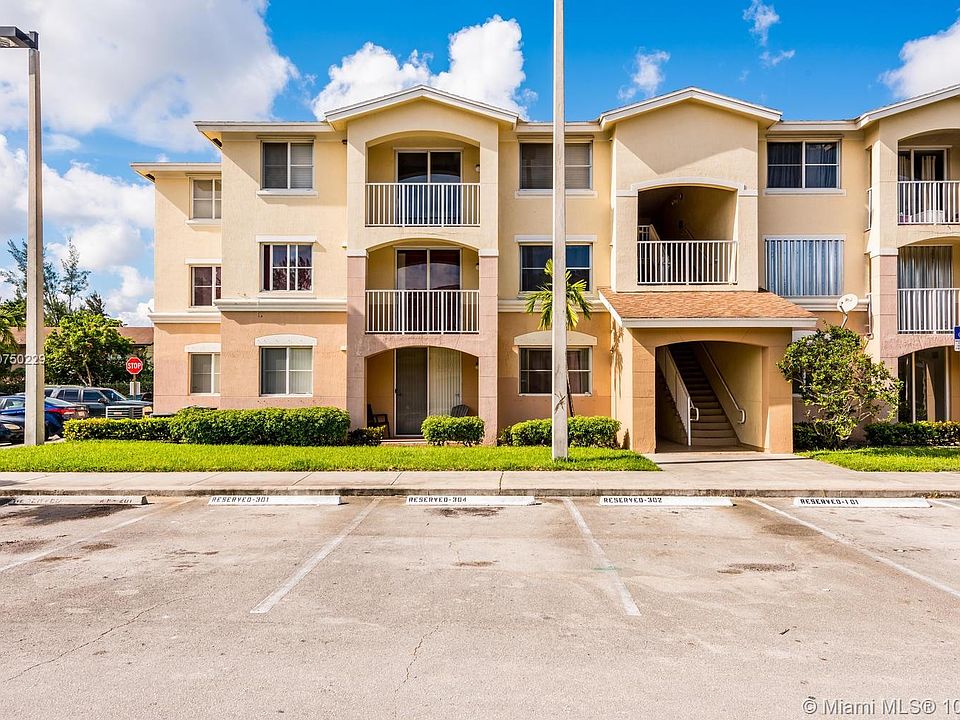 1st image of 13820 NE 3rd Ct APT 103