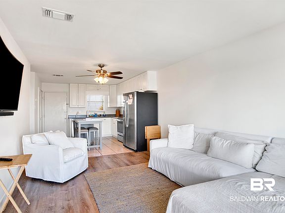 5th image of 26913 Marina Rd APT 213