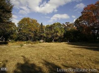 40 Noroton Ave, Darien, CT 06820
