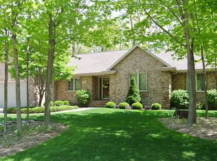 2876 Sleepy Hollow Dr, Green Bay, WI 54311