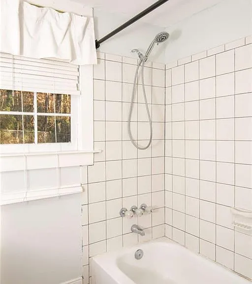 2344 Ripplewater Dr SE — Photo 16