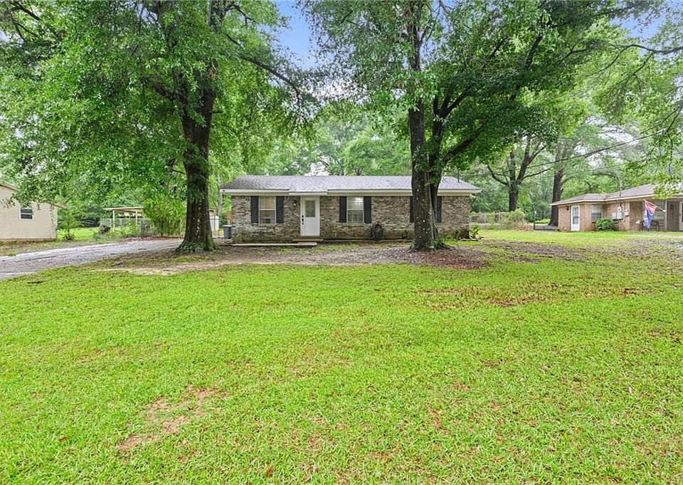 1st image of 8017 Pine Springs Dr