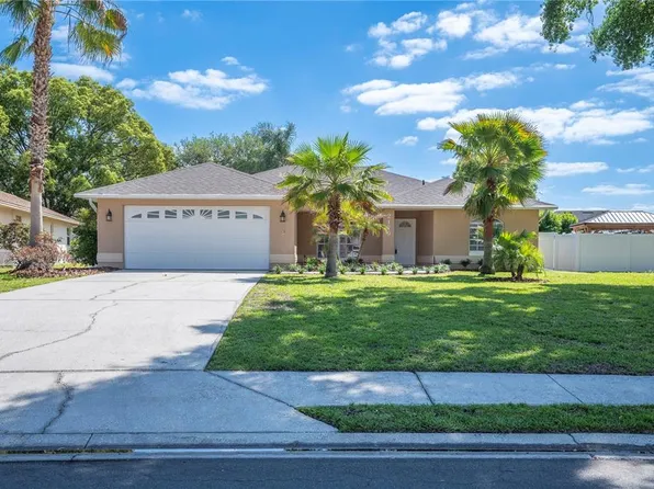 2179 Malachite Dr, Lakeland, FL 33810