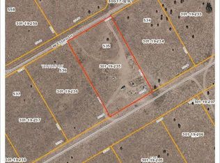 27825 W El Oro Dr, Seligman, AZ 86337