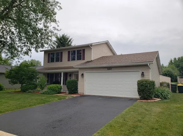 1480 Maple Ridge Ct, Carol Stream, IL 60188