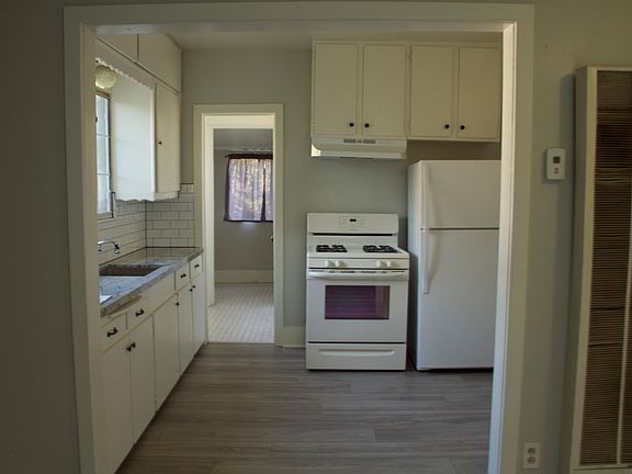 5th image of 253 E Alvarado St