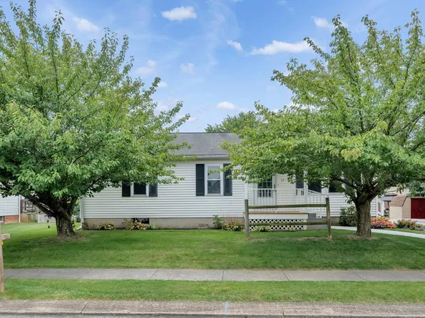 13 Deer Dr, Hanover, PA 17331