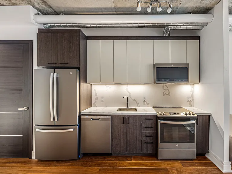 150 Marketplace Ave — Photo 12