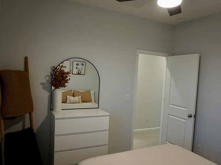 250 Brandon Lakes Dr — Photo 28