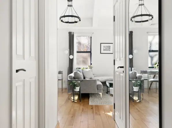 577 Madison Street image 6 of 13