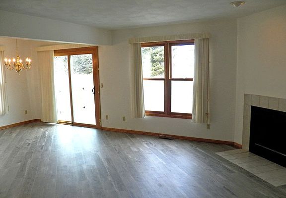 5th image of 6353 Carriage Green Way