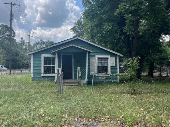 3101 Syphon St, Shreveport, LA 71108