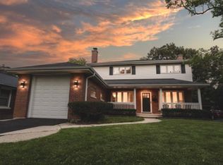705 S Catherine Ave, La Grange, IL 60525