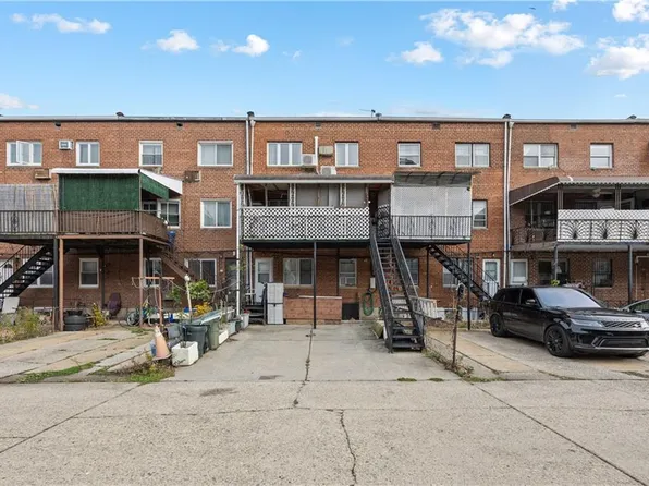 2666 Brown Street image 32 of 37