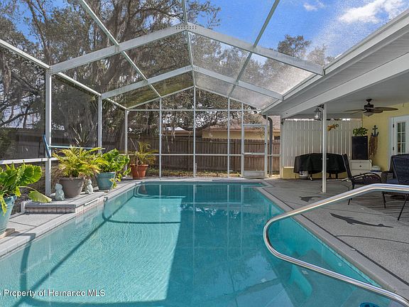 2nd image of 6101 County Line Rd