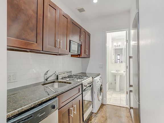 4th image of 307 Mott St APT 5B