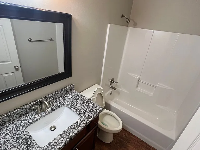 4 Willow Oak Ln — Photo 5