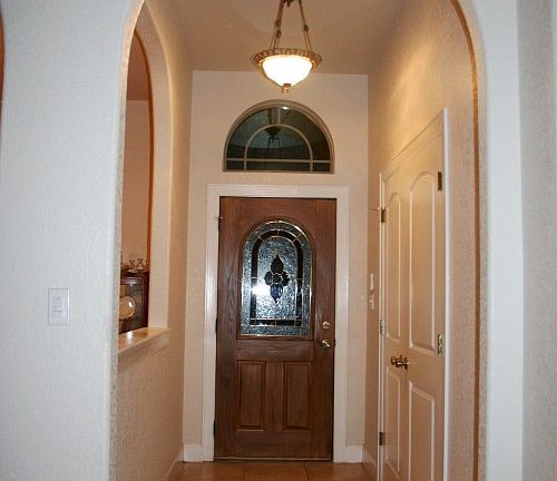 4th image of 403 Rosewood Dr
