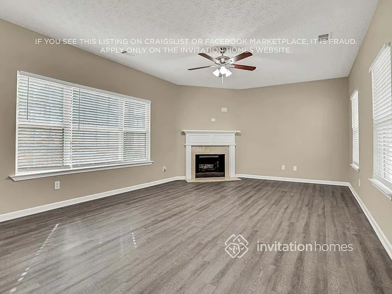 4099 Robin Cir — Photo 3