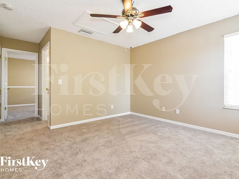 10424 Beneva Dr — Photo 10