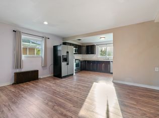 615 Chestnut St #2, Bridgeville, PA 15017