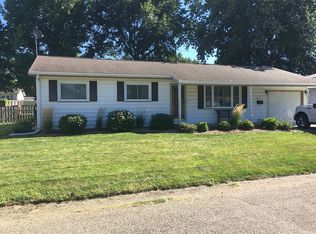 405 Southville Dr, Jacksonville, IL