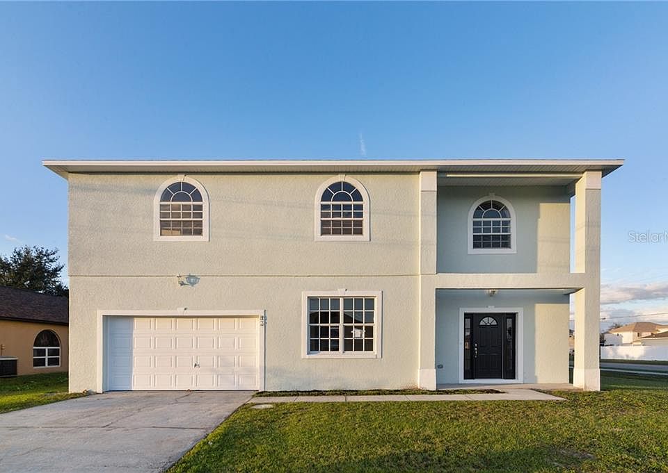 1st image of 82 Alicante Ct