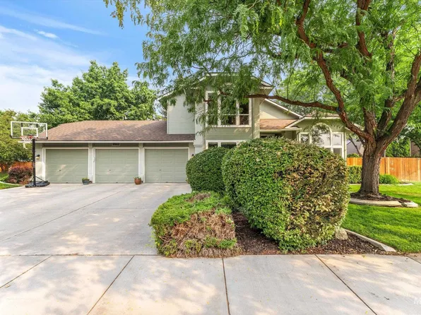 9962 W Meadowlark St, Boise, ID 83704