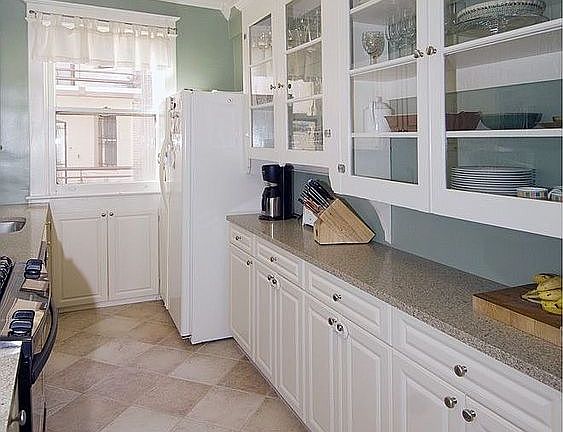 Kitchen III