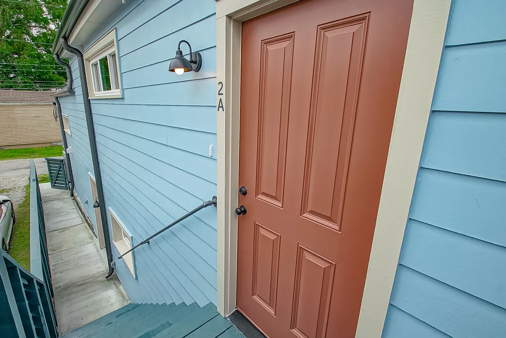 Photo 2 of 14 - 1600 Monroe St #2A - New Orleans, LA Entry - 1600 Monroe St #2A
