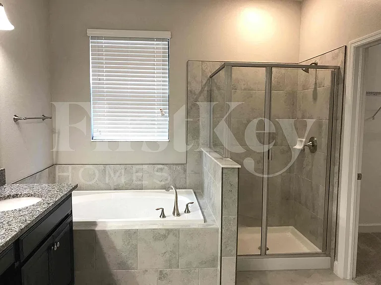 9901 Victory Gallop Loop — Photo 9