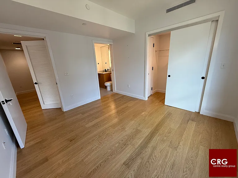 83-84 Gardner St #201L — Photo 6