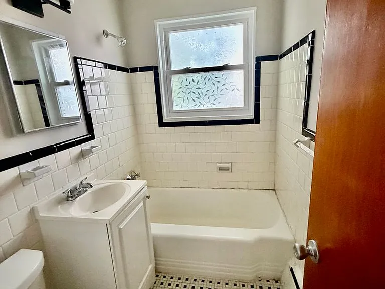 335 Talbott Ave — Photo 10