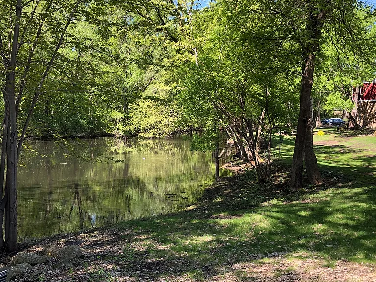 Whispering Pond Apartments — Photo 35