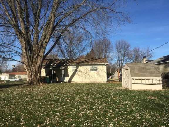 3rd image of 3627 Lochmoor Dr