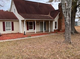 175 Heritage Farm Ln, Fayetteville, GA 30215