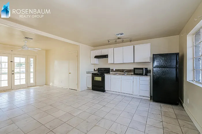 2609 W McLellan Blvd #2 — Photo 6