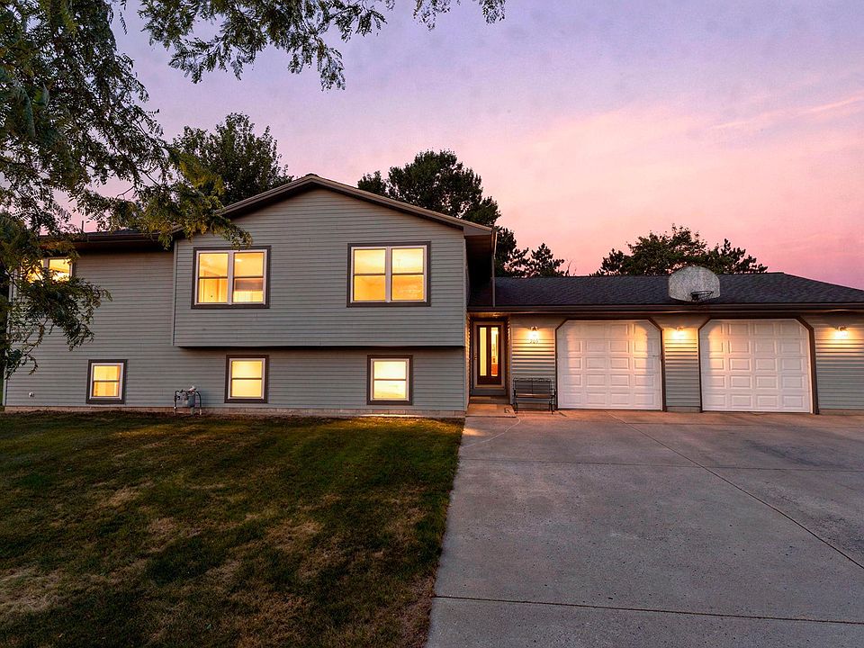 1st image of 705 Estates Ave