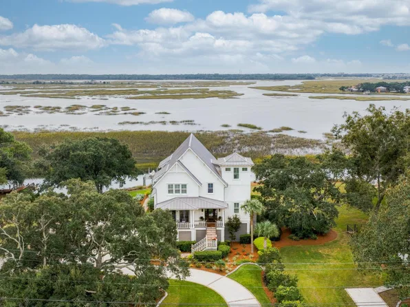 1403 Battalion Dr, Charleston, SC 29412