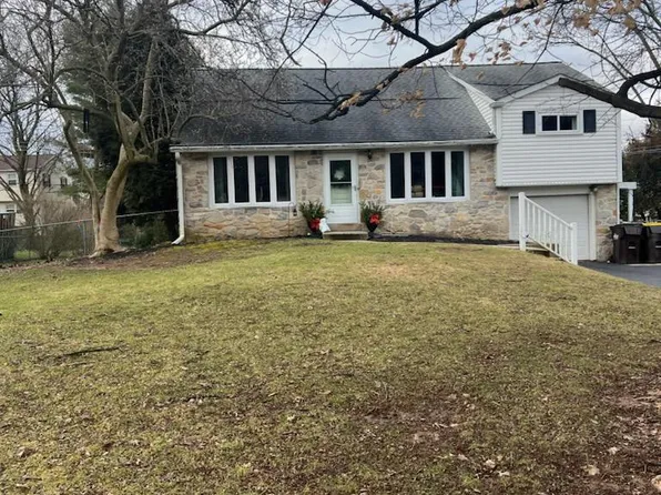 1550 Vernon Rd, Blue Bell, PA 19422