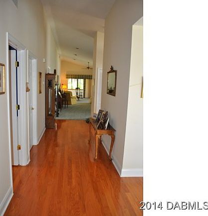 3rd image of 989 Heatherwood Ct