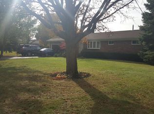 4911 Bosart Rd, Springfield, OH 45503