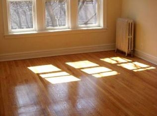 2439 N Racine Ave, Chicago, IL 60614