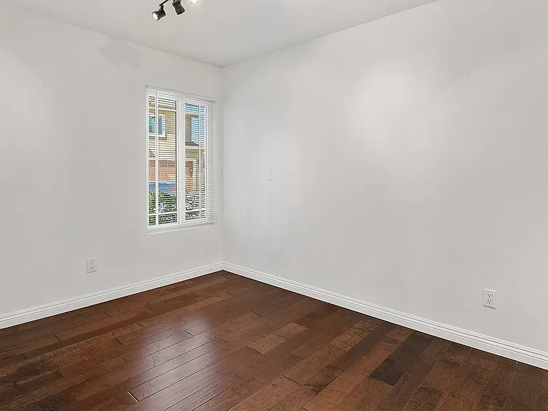 10675 Montego Dr — Photo 10