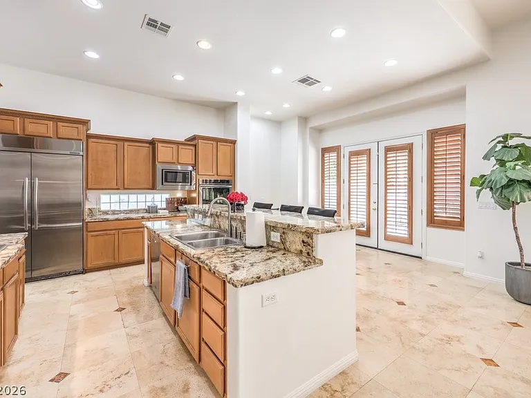 305 Onyx Crest St — Photo 12