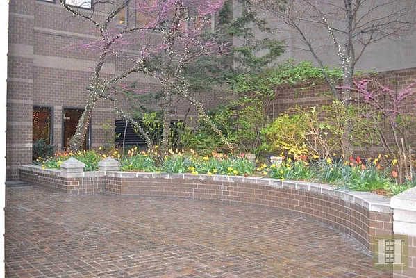 Rented by Halstead Real Estate | media 33